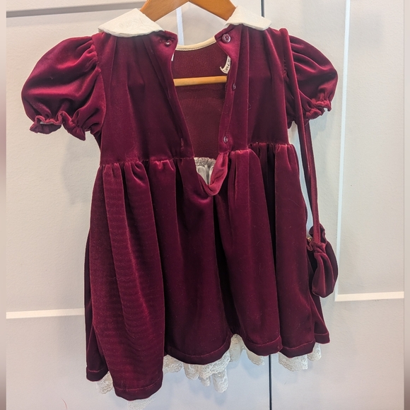 Vintage YOUNGLAND Burgundy Velvet Dress with Matching Purse Size 4t - Picture 7 of 10